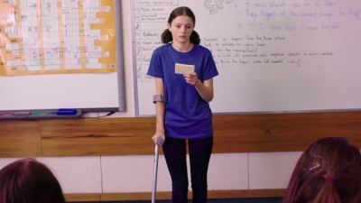 Lucy_Lewis_Cant_Lose_S01E01_mp41479.jpg