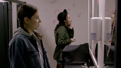 Lucy_Lewis_Cant_Lose_S02E01_mp43504.jpg