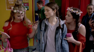 Lucy_Lewis_Cant_Lose_S02E01_mp43828.jpg