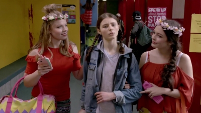 Lucy_Lewis_Cant_Lose_S02E01_mp43838.jpg