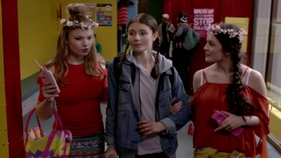 Lucy_Lewis_Cant_Lose_S02E01_mp43842.jpg