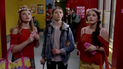 Lucy_Lewis_Cant_Lose_S02E01_mp43848.jpg