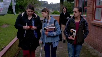 Lucy_Lewis_Cant_Lose_S02E02_mp43938.jpg