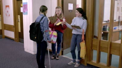 Lucy_Lewis_Cant_Lose_S02E02_mp44094.jpg