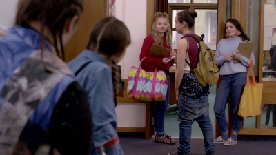Lucy_Lewis_Cant_Lose_S02E02_mp44273.jpg