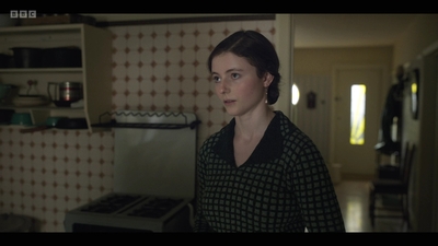 Life_After_Life_S01E03_mkv7029.jpg