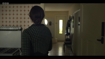 Life_After_Life_S01E03_mkv7048.jpg