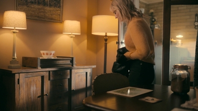 Totally_Completely_Fine_S01E01_mkv0954.jpg