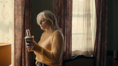 Totally_Completely_Fine_S01E01_mkv0962.jpg
