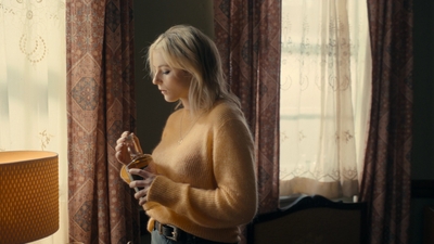 Totally_Completely_Fine_S01E01_mkv0965.jpg