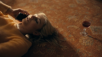 Totally_Completely_Fine_S01E01_mkv0979.jpg