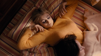 Totally_Completely_Fine_S01E01_mkv1409.jpg