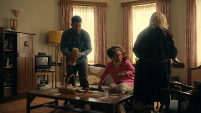 Totally_Completely_Fine_S01E01_mkv1484.jpg