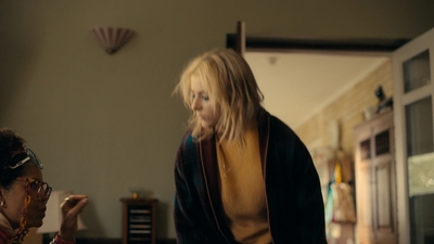 Totally_Completely_Fine_S01E01_mkv1492.jpg