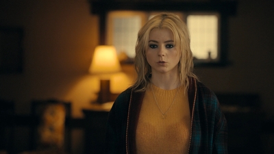 Totally_Completely_Fine_S01E01_mkv1698.jpg