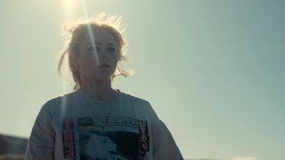 Totally_Completely_Fine_S01E05_mkv0341.jpg