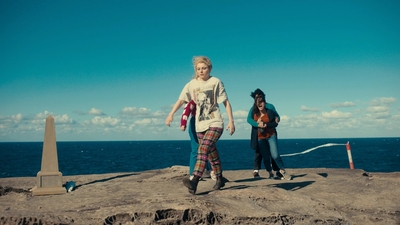 Totally_Completely_Fine_S01E05_mkv0366.jpg
