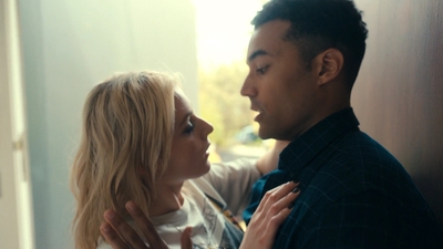 Totally_Completely_Fine_S01E05_mkv0454.jpg