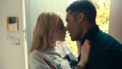 Totally_Completely_Fine_S01E05_mkv0457.jpg