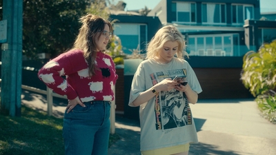 Totally_Completely_Fine_S01E05_mkv0632.jpg