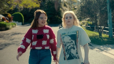 Totally_Completely_Fine_S01E05_mkv0638.jpg