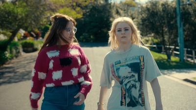Totally_Completely_Fine_S01E05_mkv0640.jpg