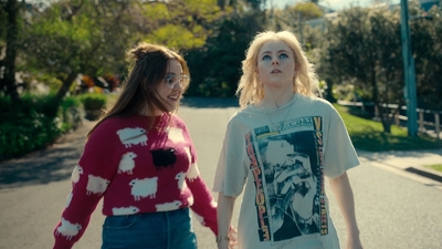 Totally_Completely_Fine_S01E05_mkv0641.jpg