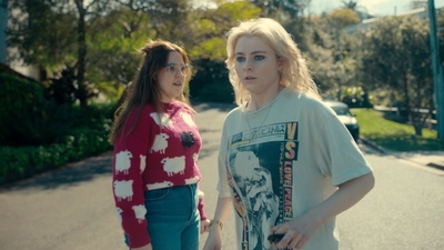 Totally_Completely_Fine_S01E05_mkv0646.jpg