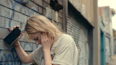 Totally_Completely_Fine_S01E05_mkv1301.jpg