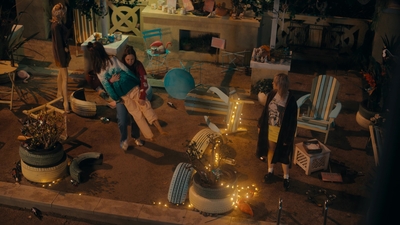 Totally_Completely_Fine_S01E05_mkv2110.jpg