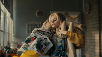 Totally_Completely_Fine_S01E06_mkv3003.jpg