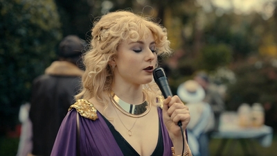 Totally_Completely_Fine_S01E06_mkv3980.jpg