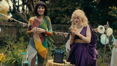 Totally_Completely_Fine_S01E06_mkv4001.jpg