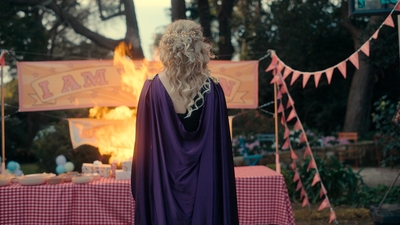 Totally_Completely_Fine_S01E06_mkv4290.jpg