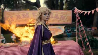 Totally_Completely_Fine_S01E06_mkv4311.jpg