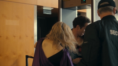 Totally_Completely_Fine_S01E06_mkv4932.jpg