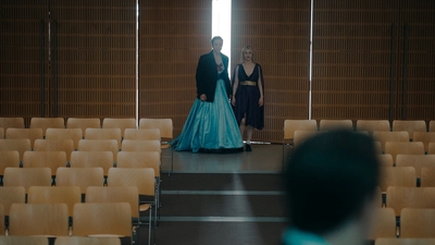 Totally_Completely_Fine_S01E06_mkv4961.jpg