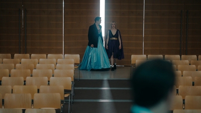 Totally_Completely_Fine_S01E06_mkv4962.jpg