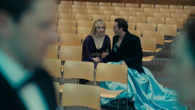 Totally_Completely_Fine_S01E06_mkv4980.jpg