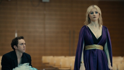 Totally_Completely_Fine_S01E06_mkv5029.jpg