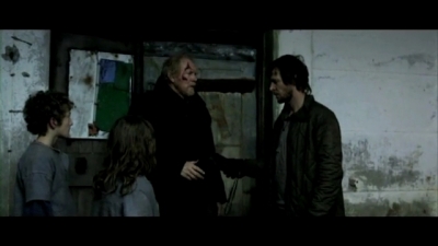 Existence_Scenereel_mp41437.jpg