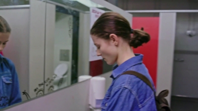 Lucy_Lewis_Cant_Lose_S01E01_mp41384.jpg