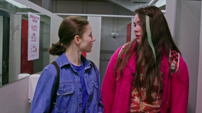 Lucy_Lewis_Cant_Lose_S01E01_mp41390.jpg