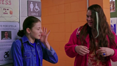 Lucy_Lewis_Cant_Lose_S01E01_mp41406.jpg