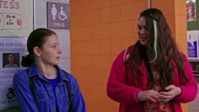 Lucy_Lewis_Cant_Lose_S01E01_mp41408.jpg