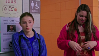 Lucy_Lewis_Cant_Lose_S01E01_mp41413.jpg