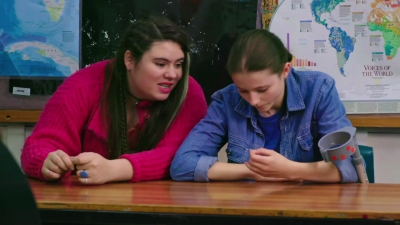 Lucy_Lewis_Cant_Lose_S01E01_mp41504.jpg
