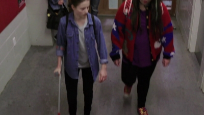 Lucy_Lewis_Cant_Lose_S01E02_mp41881.jpg