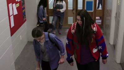 Lucy_Lewis_Cant_Lose_S01E02_mp41884.jpg