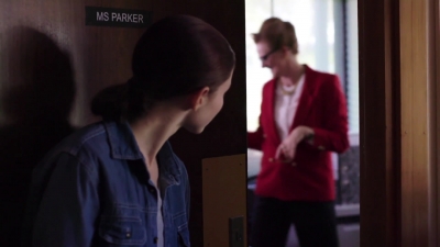 Lucy_Lewis_Cant_Lose_S01E02_mp42038.jpg
